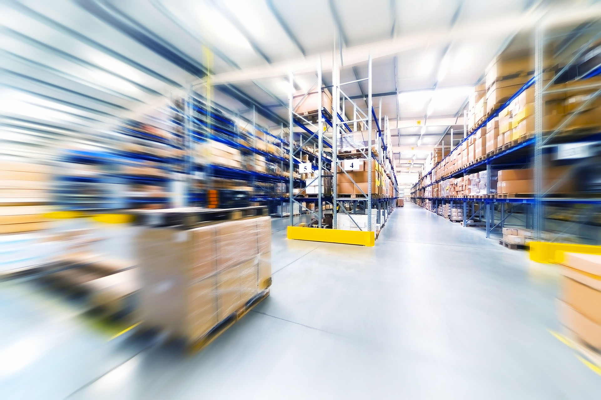 Dynamic image of a warehouse